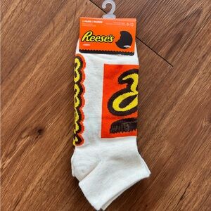 Reese’s 2-pack of socks
